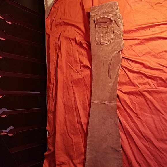 Jean's - Picture 2 of 3